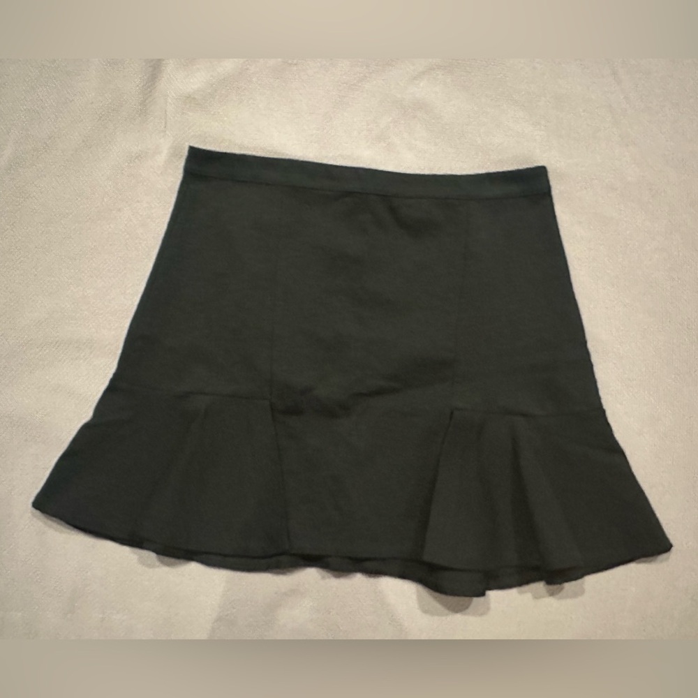 Banana Republic women’s skirt black size 8